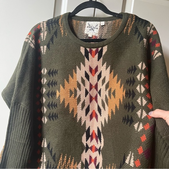 NWT Cotton & Rye Women's Southwestern Fringe Poncho Sweater Olive Brown size S - Picture 7 of 13